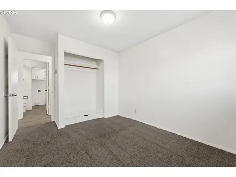 810 E 37th Avenue Eugene OR 97405
