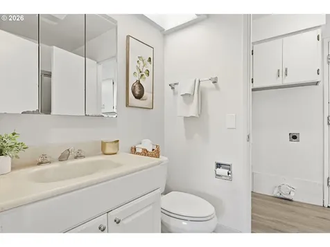 810 E 37th Avenue Eugene OR 97405