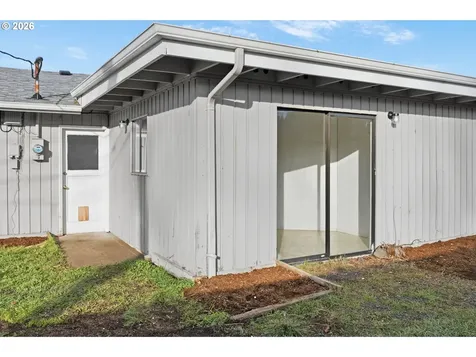 810 E 37th Avenue Eugene OR 97405