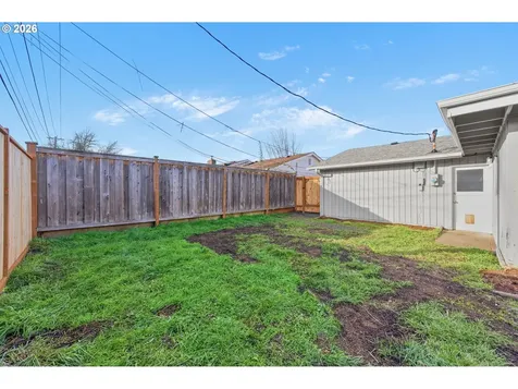 810 E 37th Avenue Eugene OR 97405