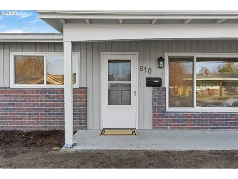 810 E 37th Avenue Eugene OR 97405