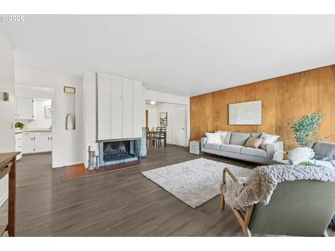 810 E 37th Avenue Eugene OR 97405