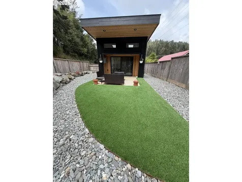 94254 11th Street Gold Beach OR 97444