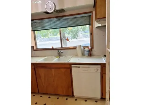 913 NW Ellis Avenue Pendleton OR 97801