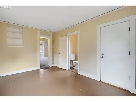 1106 SW Gibbs Street Portland OR 97239
