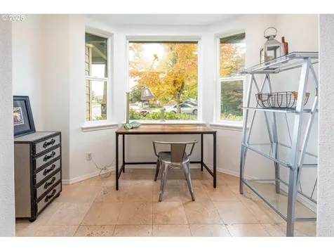 1299 Peets Court Eugene OR 97402