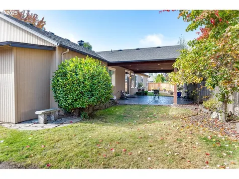 1299 Peets Court Eugene OR 97402