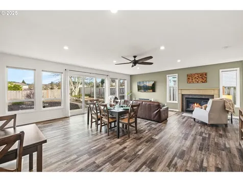12021 SE Summer Place Clackamas OR 97015