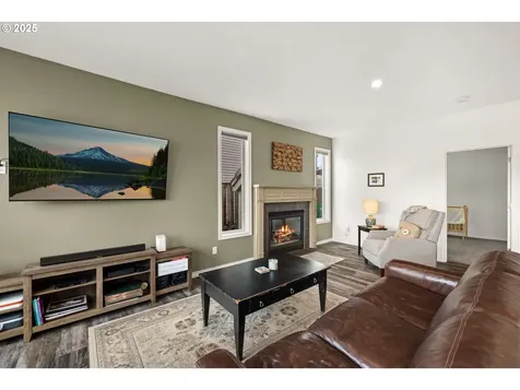 12021 SE Summer Place Clackamas OR 97015