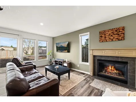 12021 SE Summer Place Clackamas OR 97015