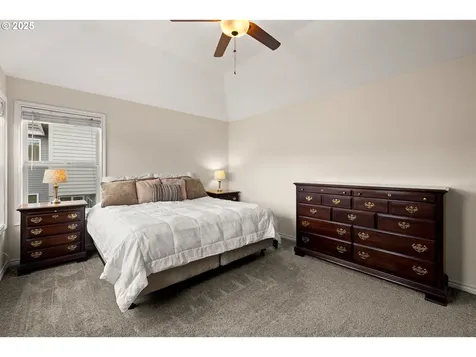 12021 SE Summer Place Clackamas OR 97015
