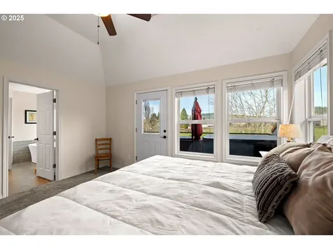 12021 SE Summer Place Clackamas OR 97015