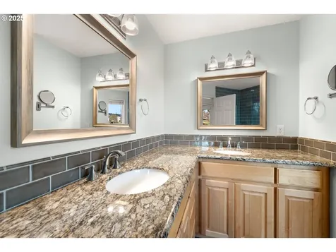 12021 SE Summer Place Clackamas OR 97015