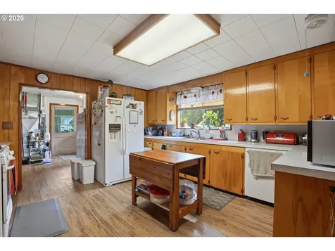 48974 SE Fairview Street Mill City OR 97360