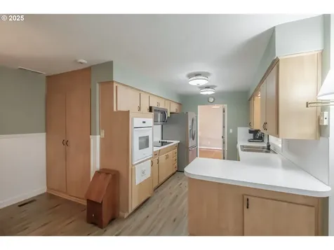 4092 Penny Drive S Salem OR 97302