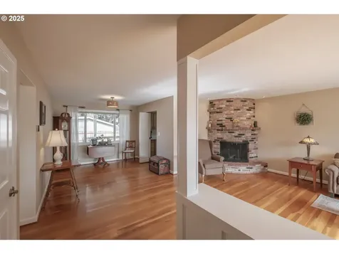4092 Penny Drive S Salem OR 97302