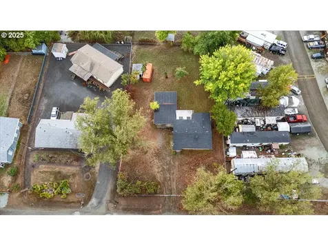 1048 Seeley Street Myrtle Creek OR 97457