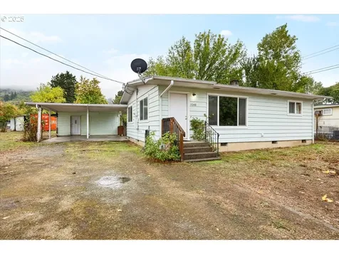 1048 Seeley Street Myrtle Creek OR 97457