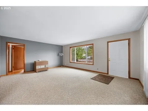 1048 Seeley Street Myrtle Creek OR 97457