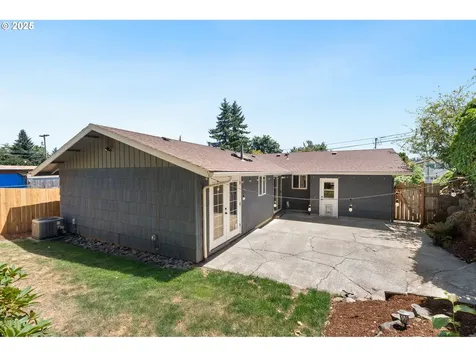 1775 Sunset Avenue West Linn OR 97068
