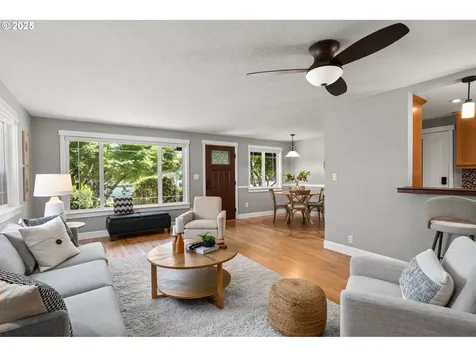1775 Sunset Avenue West Linn OR 97068