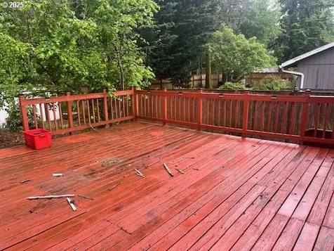 8304 SW Davies Court Portland OR 97223