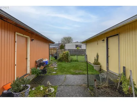 635 NW Fenton Street Mcminnville OR 97128