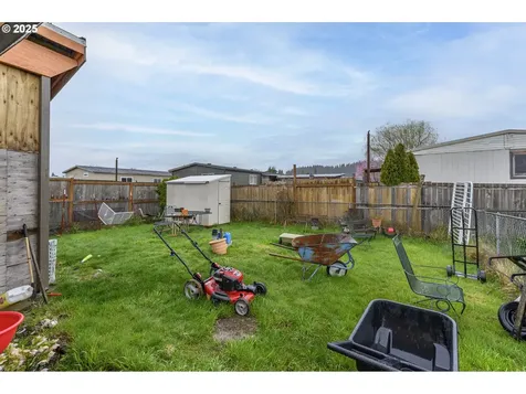 635 NW Fenton Street Mcminnville OR 97128