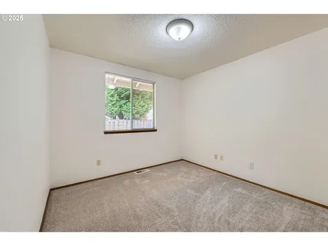 21122 NW Cannes Drive Portland OR 97229