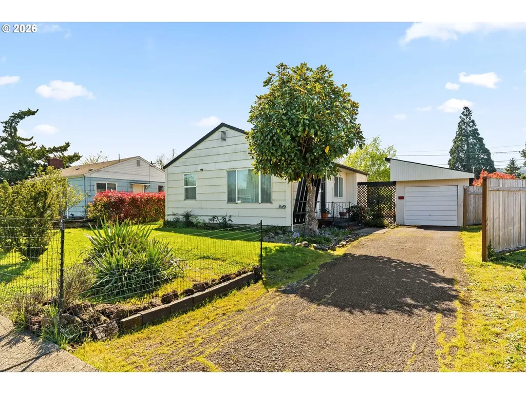 1649 G Street Springfield OR 97477