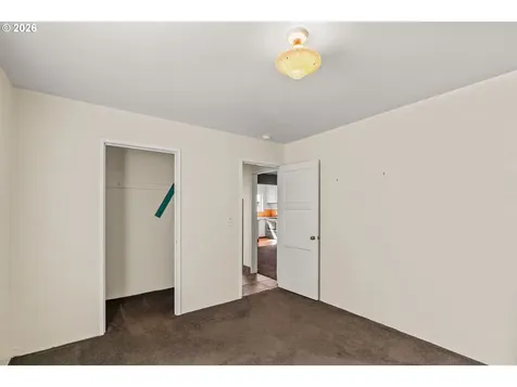 1649 G Street Springfield OR 97477