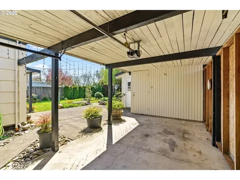 1649 G Street Springfield OR 97477