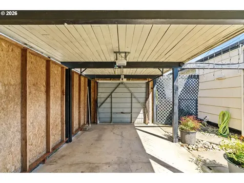 1649 G Street Springfield OR 97477