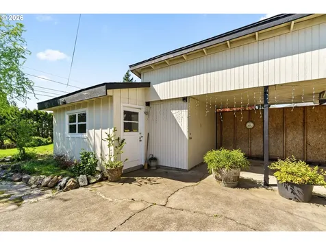 1649 G Street Springfield OR 97477