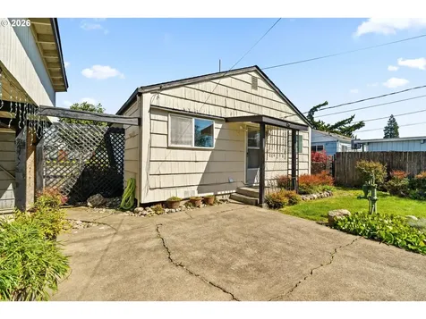 1649 G Street Springfield OR 97477