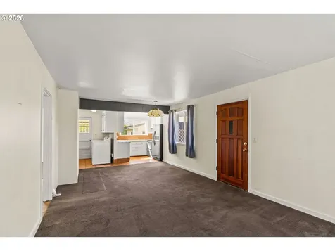 1649 G Street Springfield OR 97477