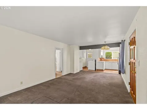 1649 G Street Springfield OR 97477