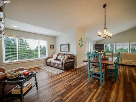 1659 Whispering Pines Drive Seaside OR 97138