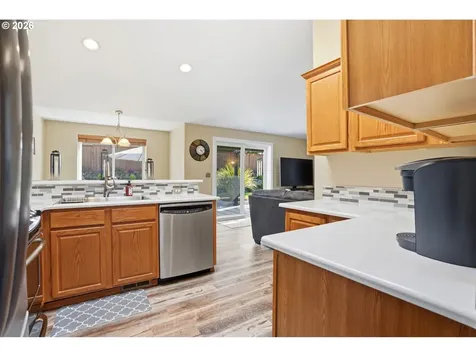 15068 Hiltonhead Court Oregon City OR 97045