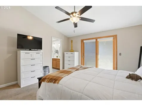 15068 Hiltonhead Court Oregon City OR 97045