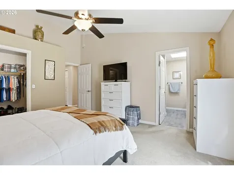 15068 Hiltonhead Court Oregon City OR 97045