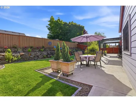 15068 Hiltonhead Court Oregon City OR 97045