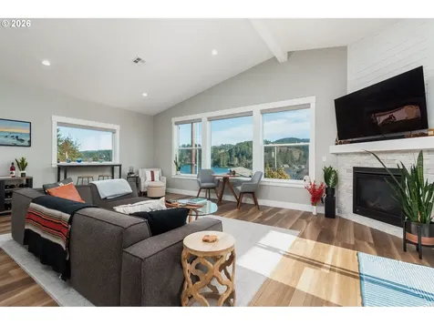 1495 NE Lake Drive Lincoln City OR 97367