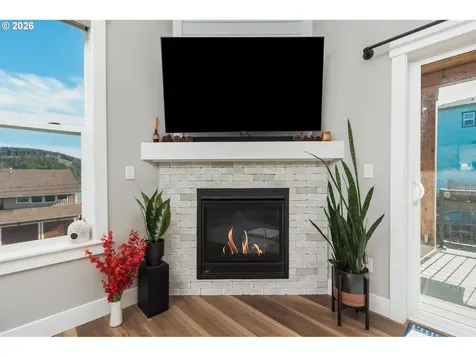 1495 NE Lake Drive Lincoln City OR 97367
