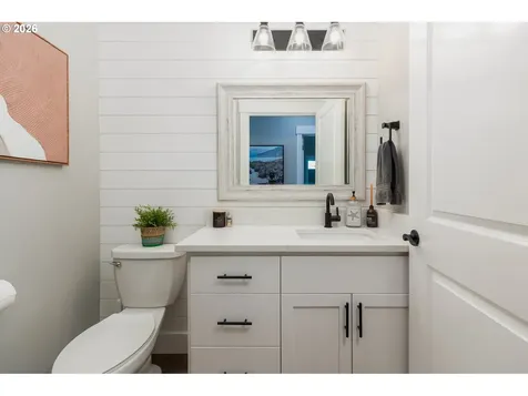1495 NE Lake Drive Lincoln City OR 97367