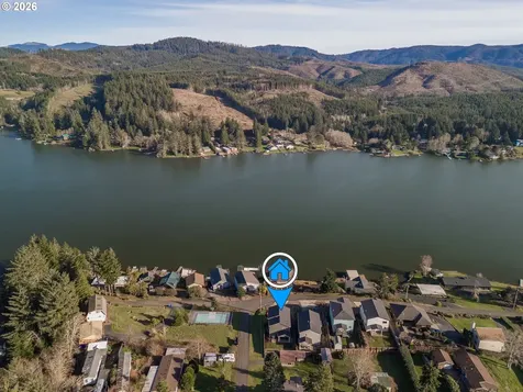 1495 NE Lake Drive Lincoln City OR 97367