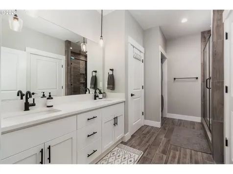 1495 NE Lake Drive Lincoln City OR 97367
