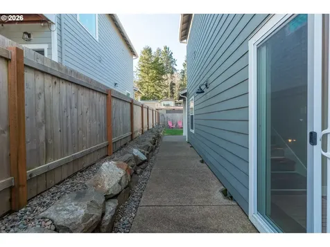 1495 NE Lake Drive Lincoln City OR 97367