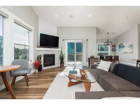 1495 NE Lake Drive Lincoln City OR 97367
