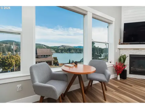 1495 NE Lake Drive Lincoln City OR 97367